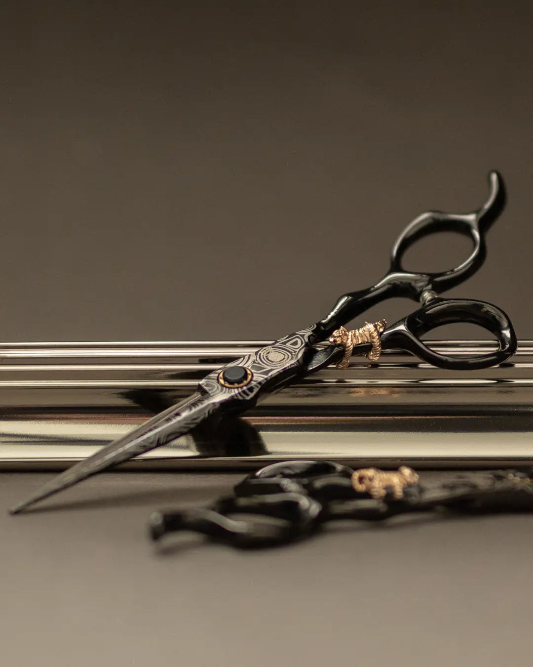 Ganbatte Series 6" Japanese Steel Hairdressing Scissors Sakura Scissors Hairdressing scissors, barber scissors Sakura Scissors